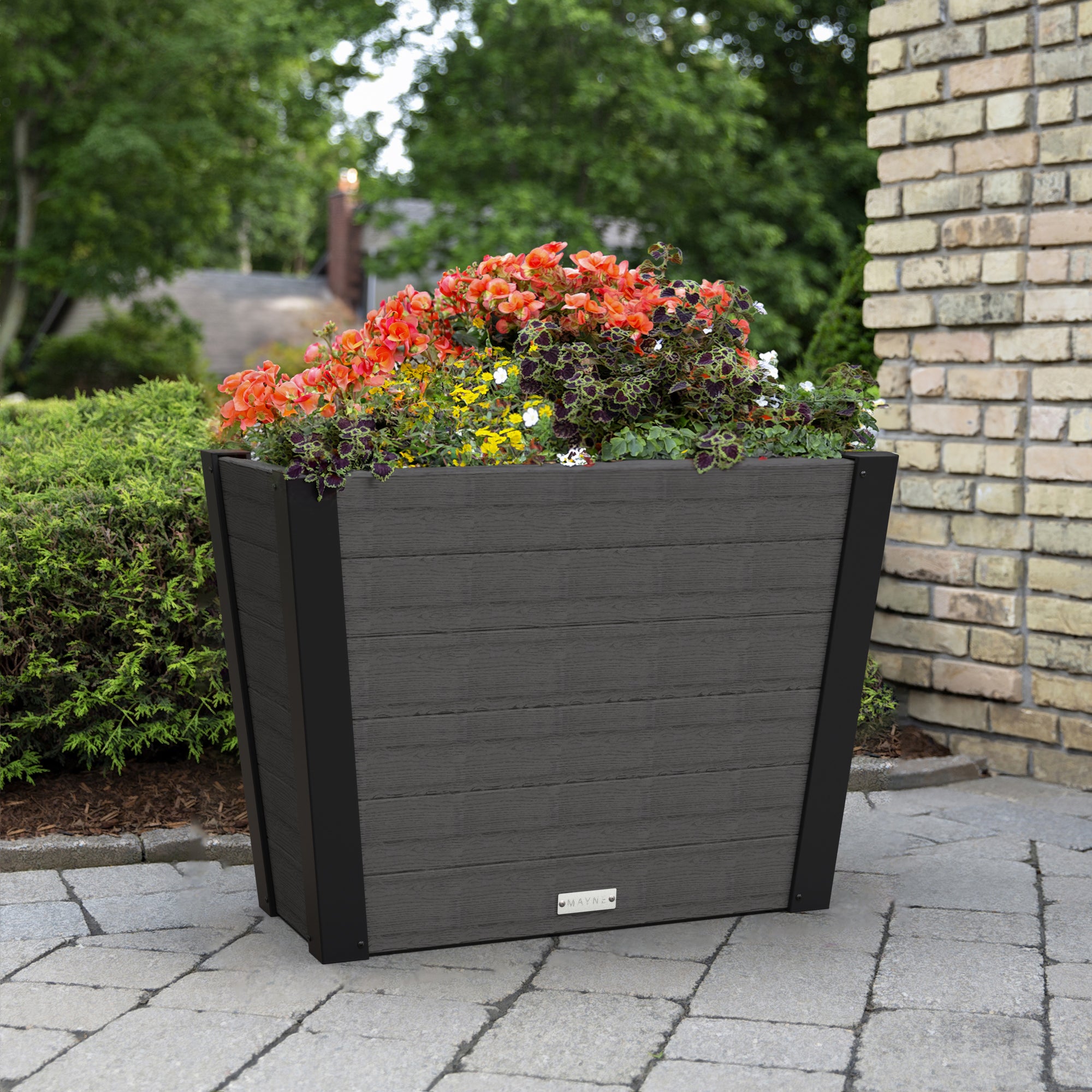 Mayne Horizon 30in Trough Planter