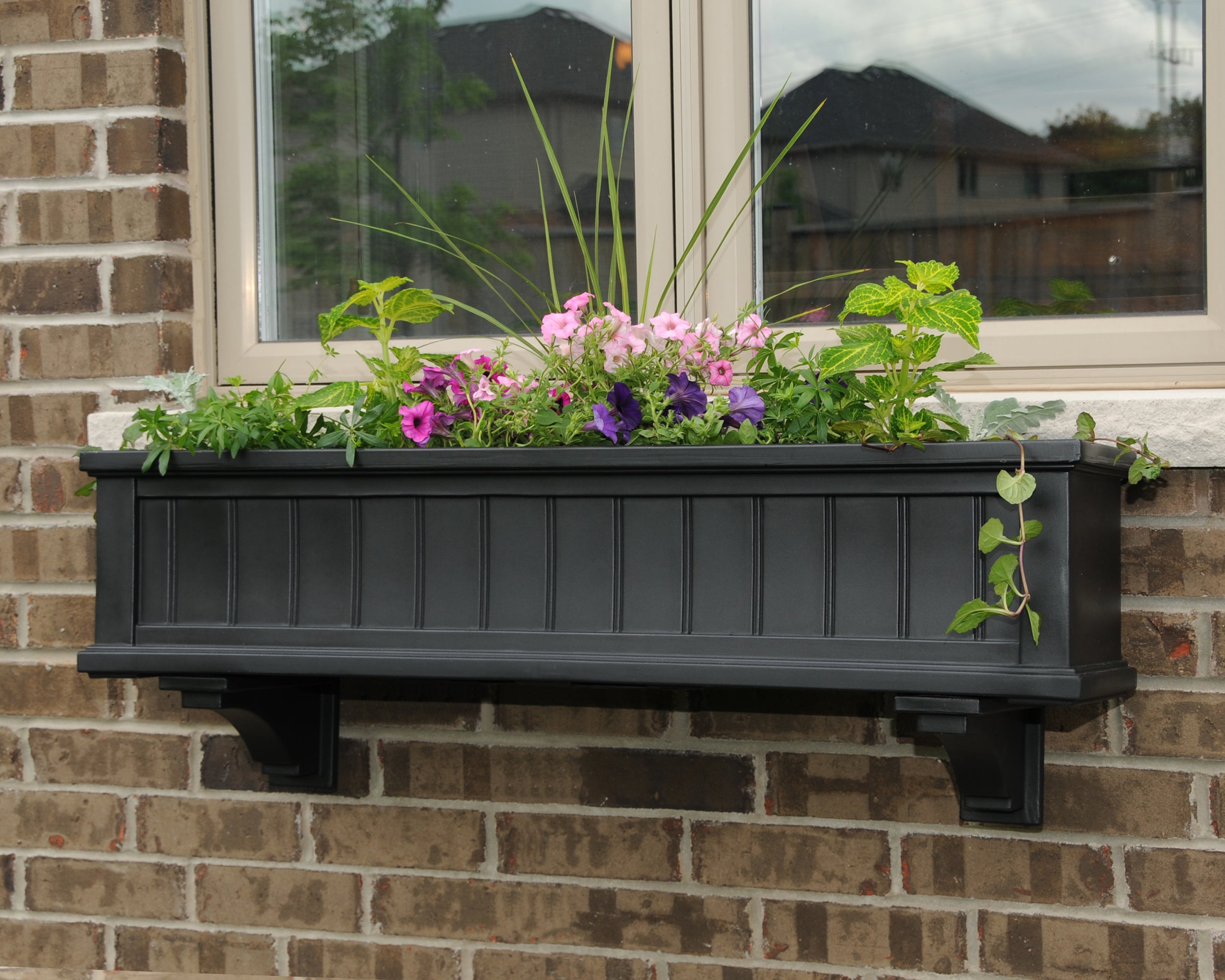 Mayne Cape Cod 4ft Self-Watering Window Box with Steel Wall Mount Brackets
