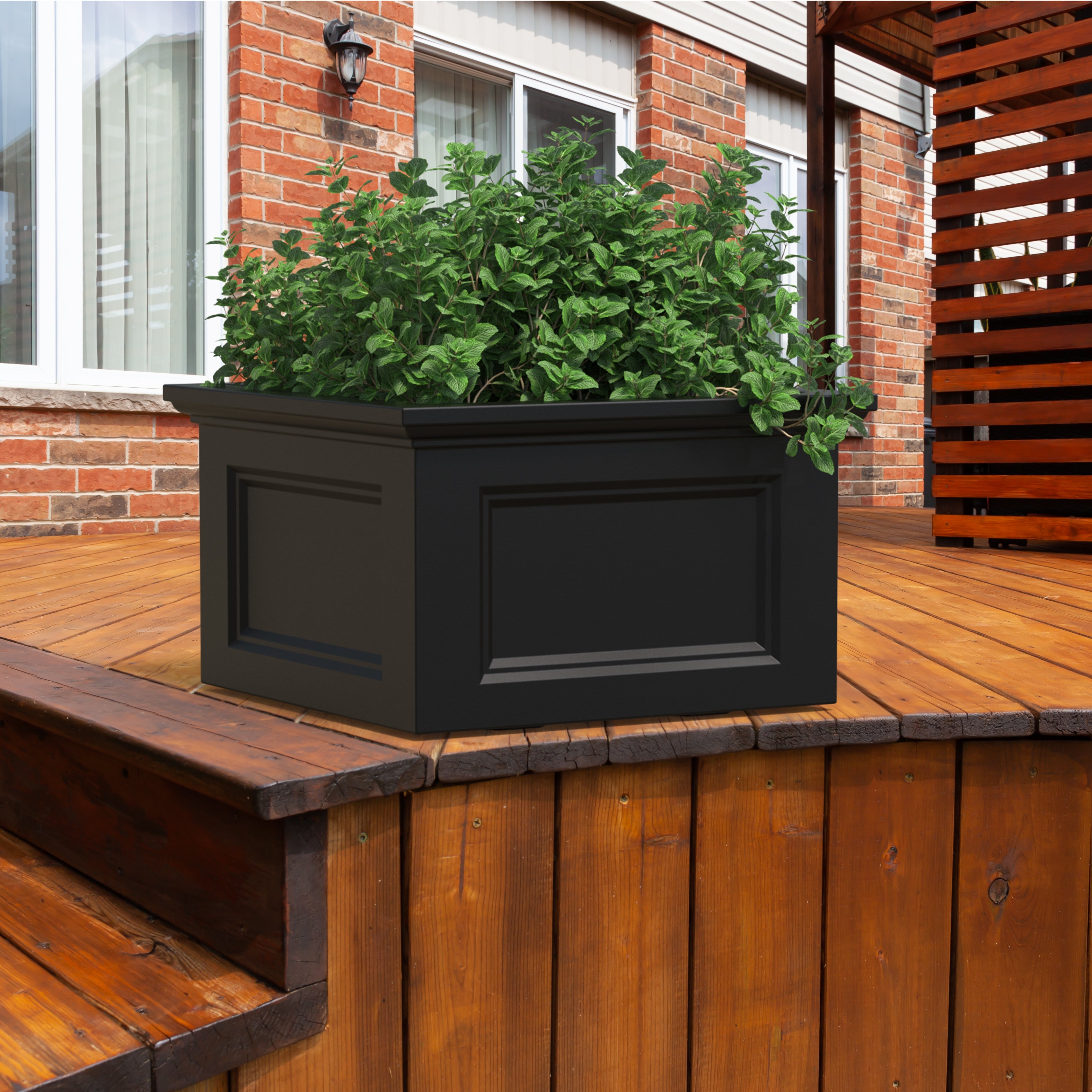 Mayne Fairfield 24in x 24in Garden Bed