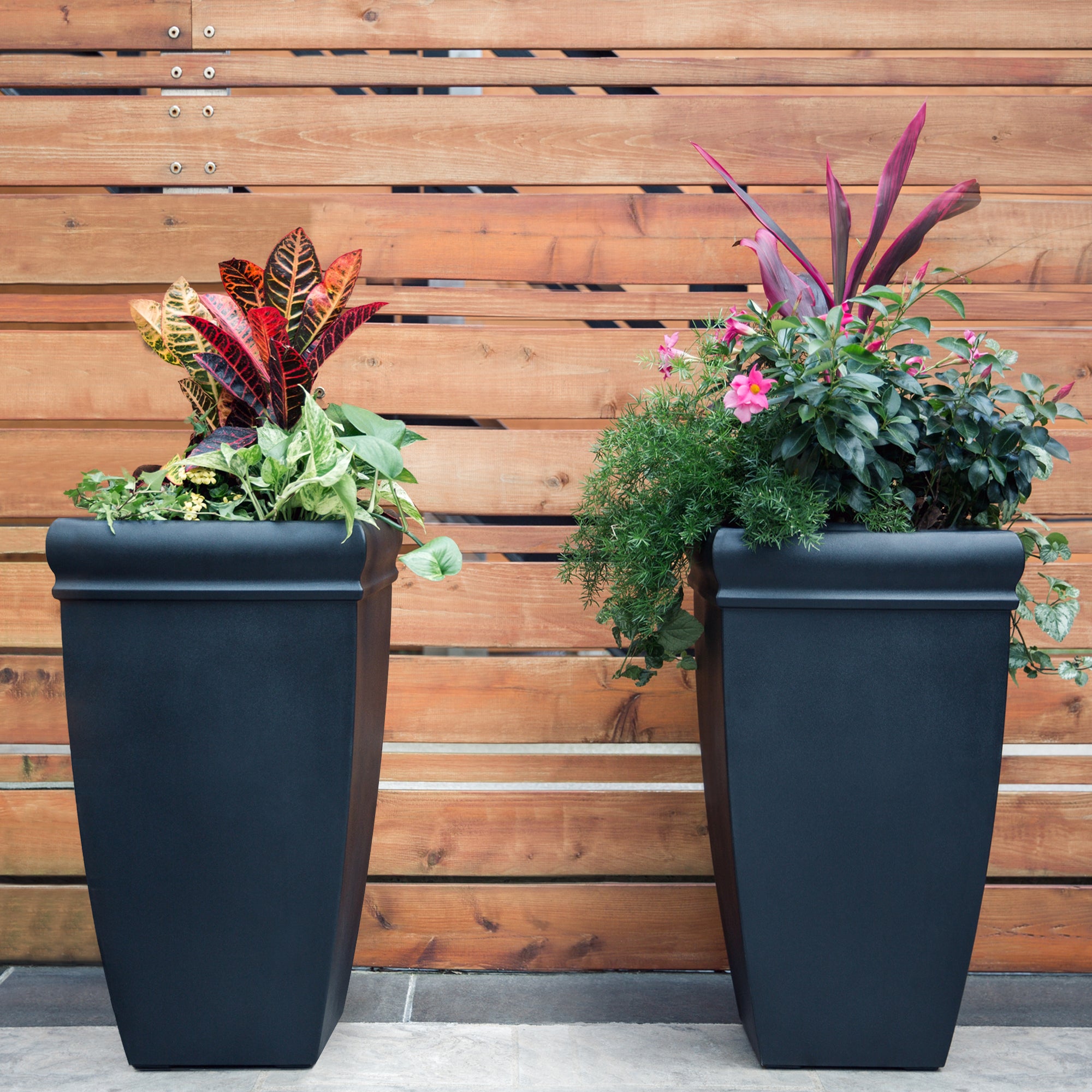 Mayne Chelsey 28in Tall Planter (2-Pack)