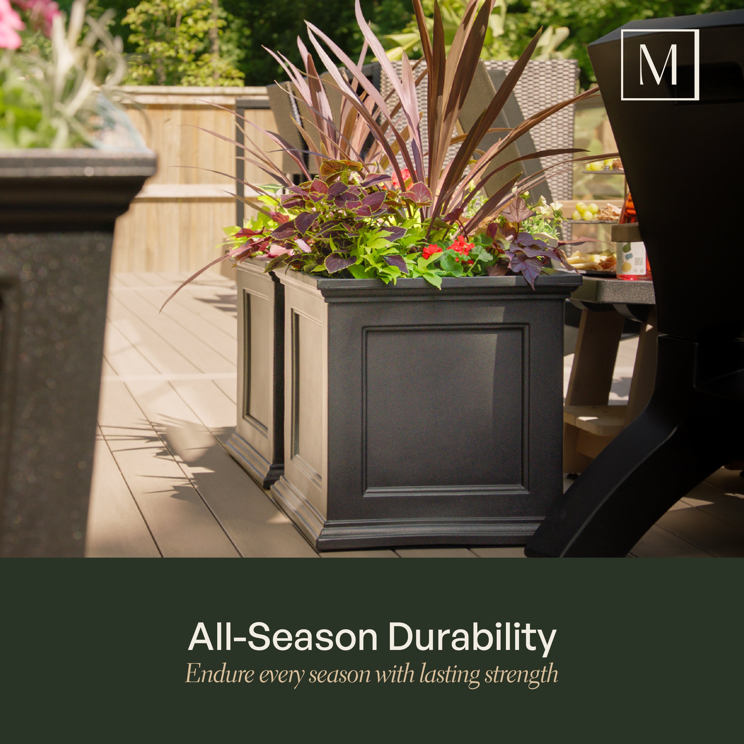 Mayne Fairfield 24in Square Planter
