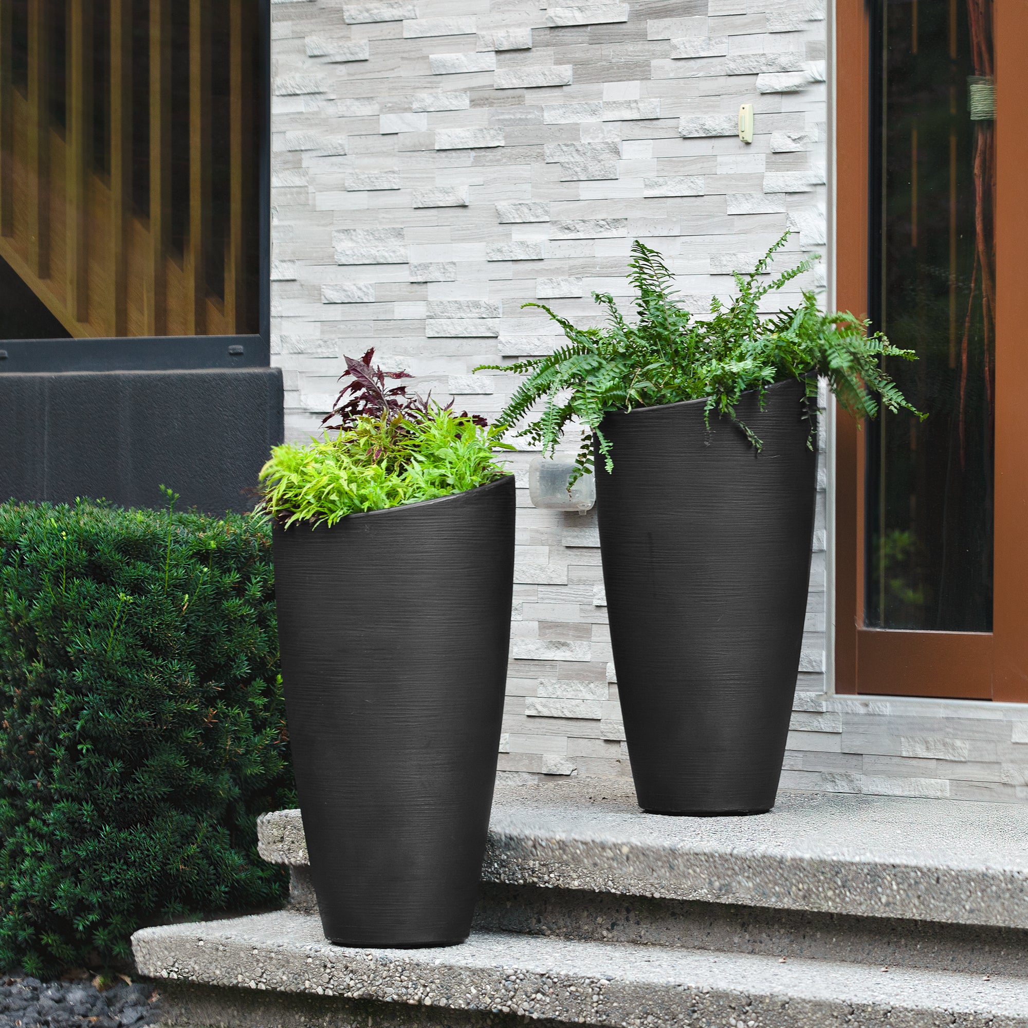 Mayne Modesto 32-Inch Tall Indoor and Outdoor Planter