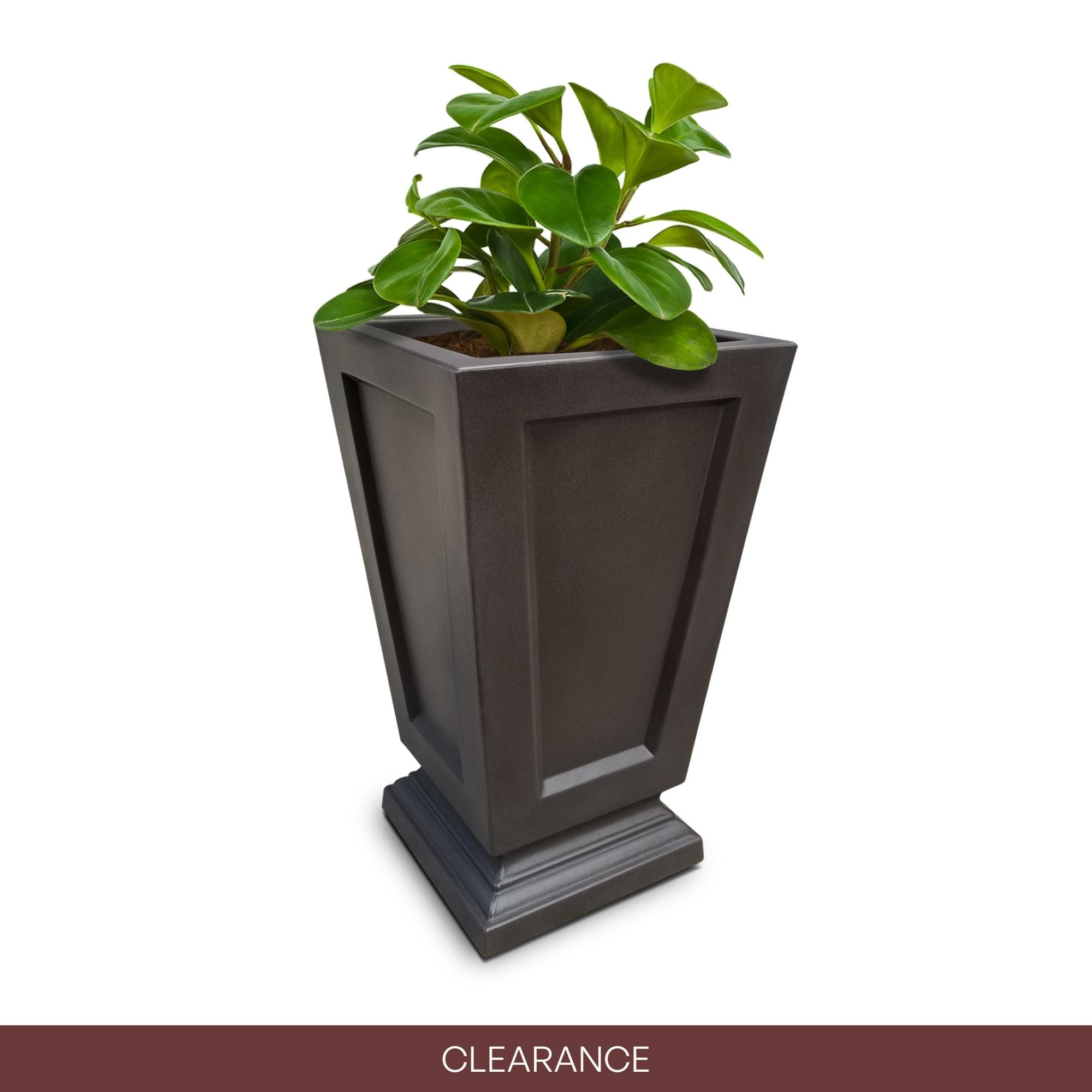 Mayne Aberdeen 25in Tall Planter
