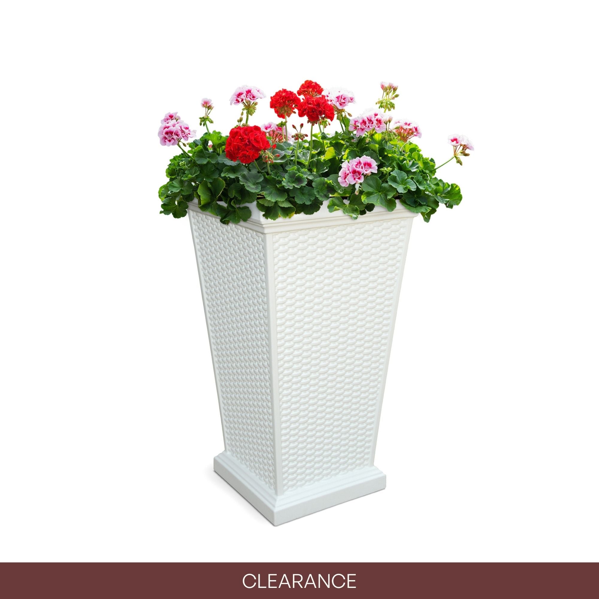 Mayne Wellington 28in Tall Planter