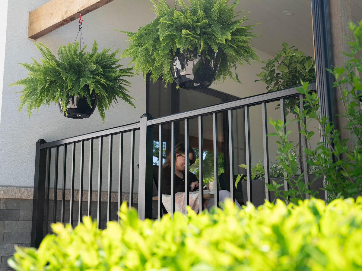 Caprio Hanging Planters