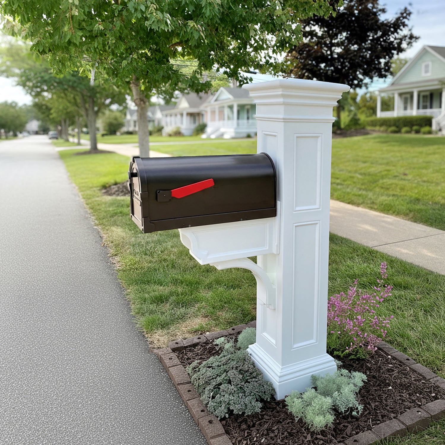 Mayne Liberty Single Arm Mail Post