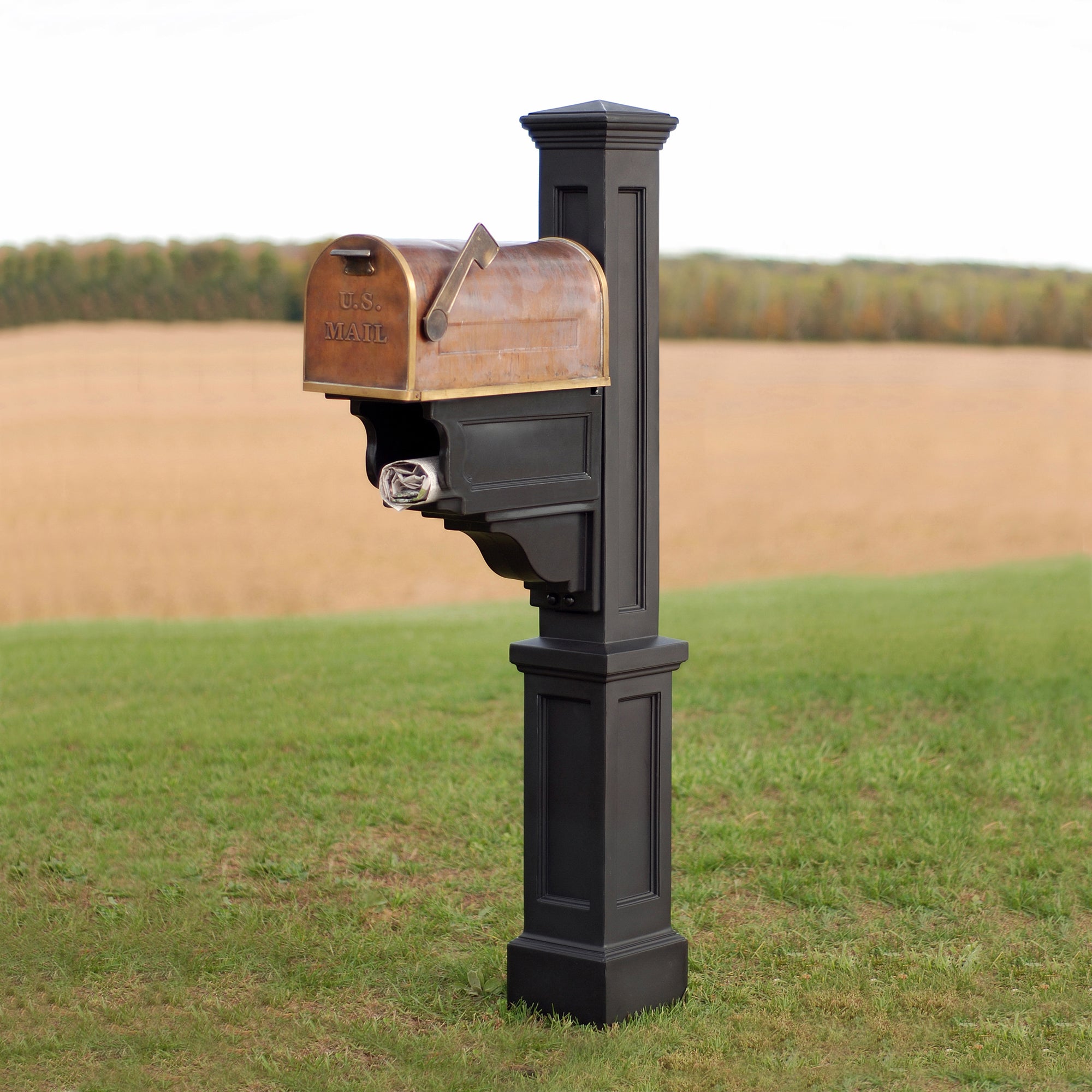 Mayne Dover Single Arm Mail Post