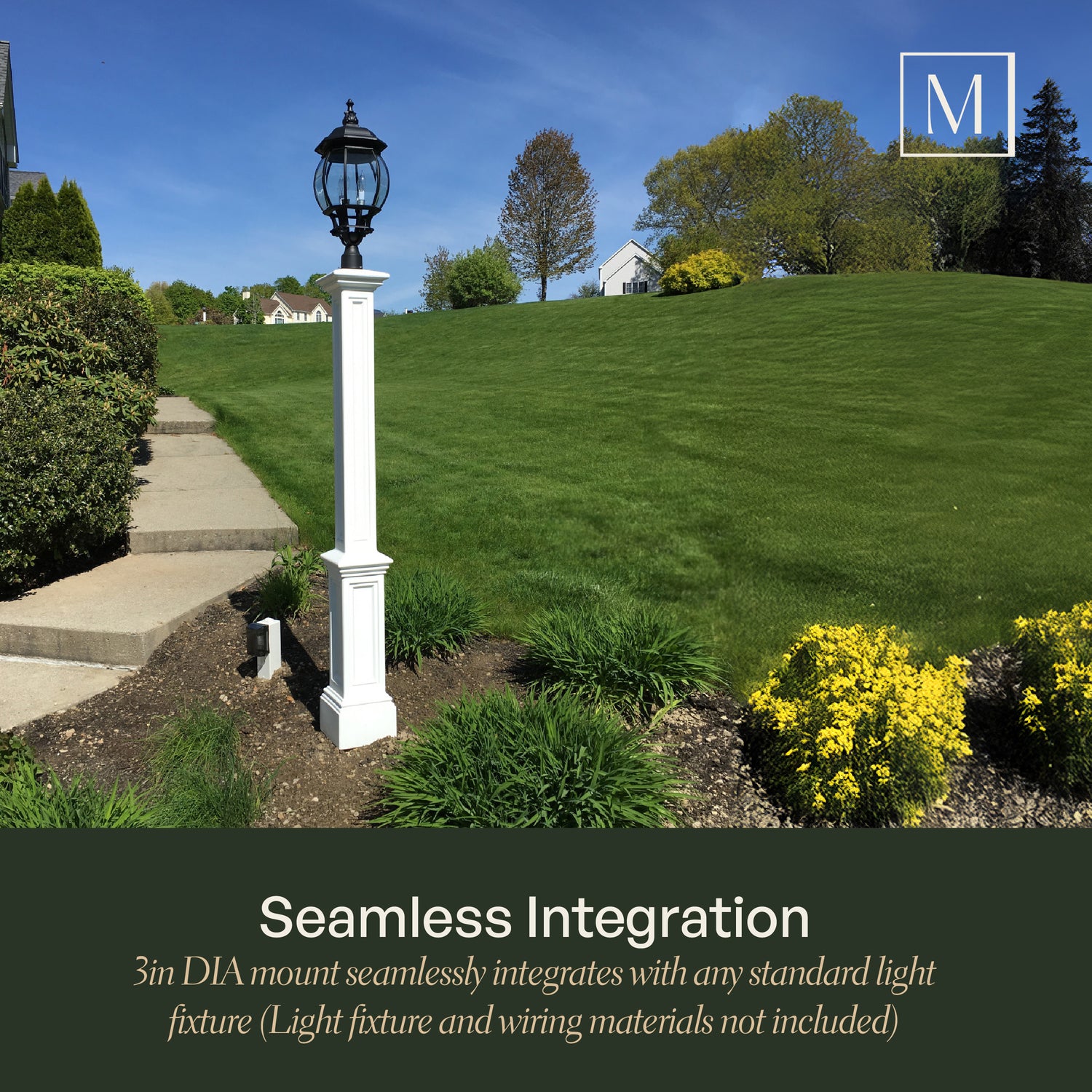 Mayne Signature Lamp Post - With Mount