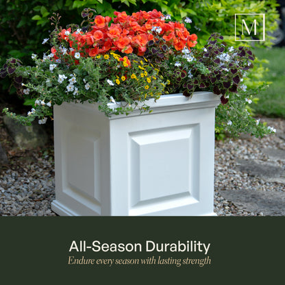 Mayne Nantucket 16-Inch Self-Watering Square Planter