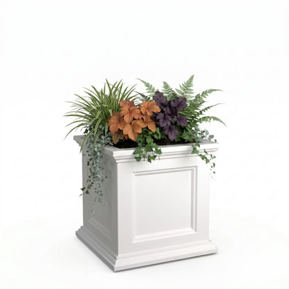 Mayne Fairfield 18-Inch Self-Watering Square Planter
