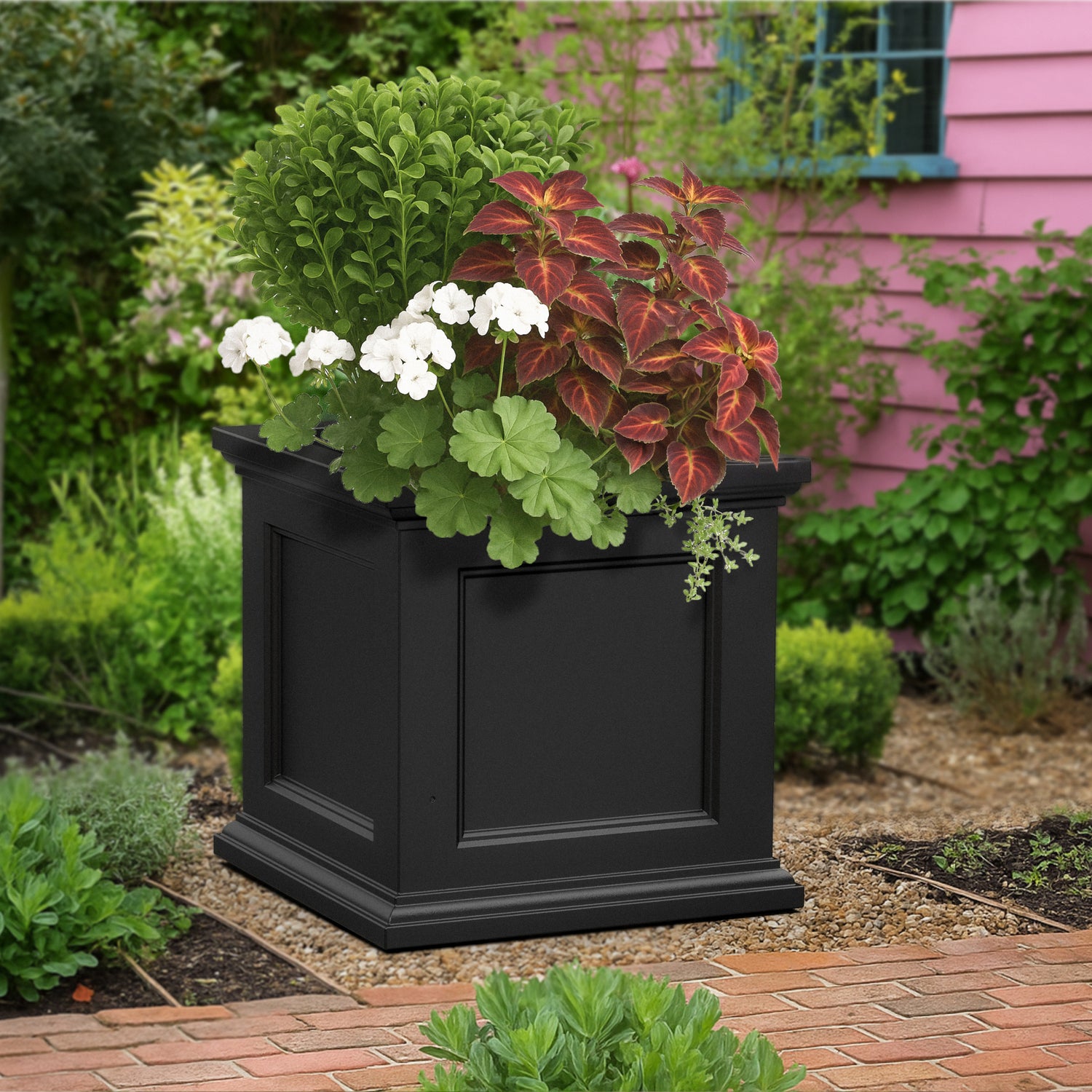 square self watering planter Mayne Fairfield 24-Inch Self-Watering Square Planter – Mayne Inc. US