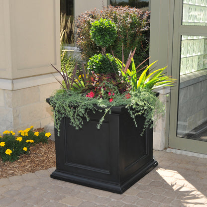 Mayne Fairfield 28-Inch Indoor and Outdoor Square Planter