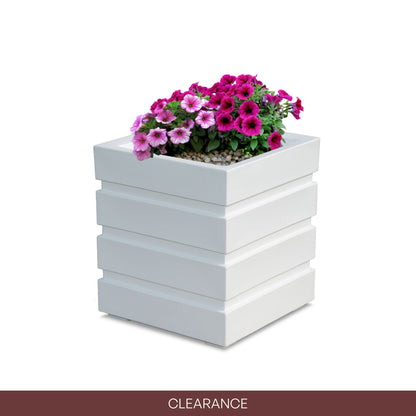 Freeport 18in Square Planter