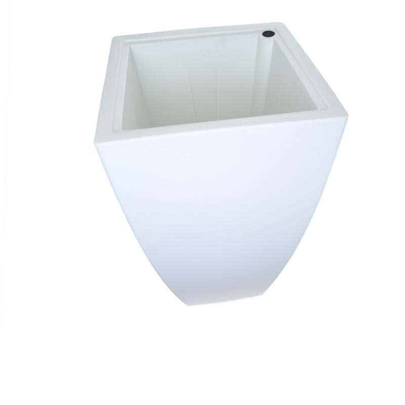 Kobi 32in Tall Planter